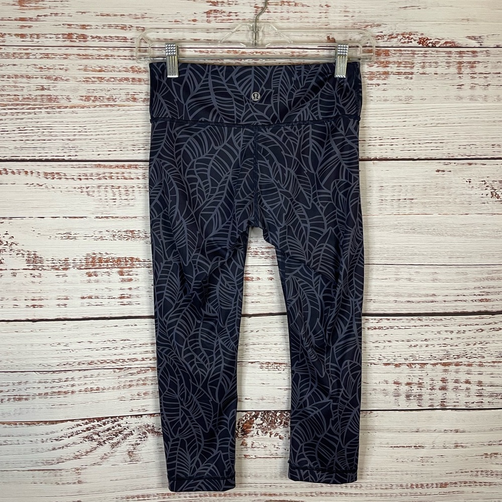 Lululemon Banana Leaf Wunder Under crop Leggings Size 4 Luxtreme